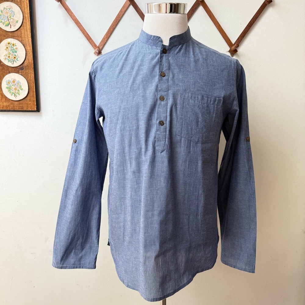 Minimalist Mandarin Collar Henley Shirt
